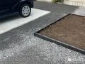 瓦でつくった菜園スペース