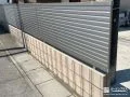 破損した塀を化粧ブロックと目隠しフェンスで美しく再生した工事