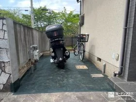雑草対策に防草シートを敷設[施工後]