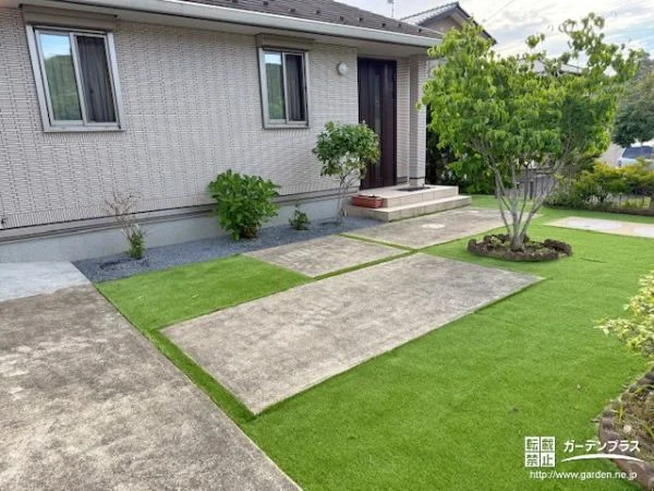 植栽とも自然になじむ柔らかな緑の人工芝