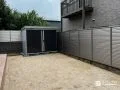 お庭の収納とプライバシーを確保する物置と目隠しフェンス工事