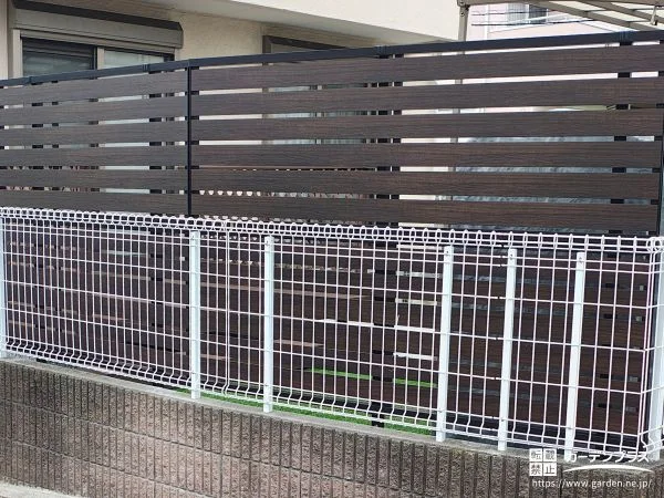 No.26692 人工芝とコンクリート打設で過ごしやすさと雑草対策を叶えた工事[施工後]