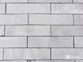 シャープなブロックが美しいインターロッキングアプローチ
