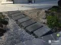 コンクリート製の園路
