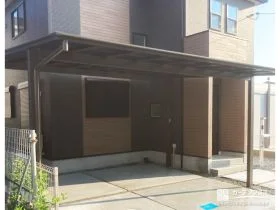 落ち着いたブラウンフレームのカーポートでお車を守った工事