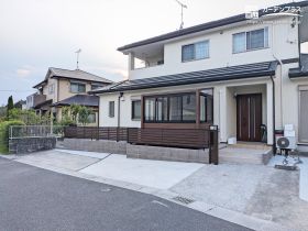 統一感あるデザインで快適に生まれ変わった駐車スペース増設工事