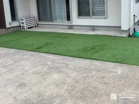 人工芝で緑を加えたお庭[施工後]