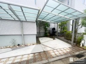 駐車スぺーススリットの雑草対策[施工後]