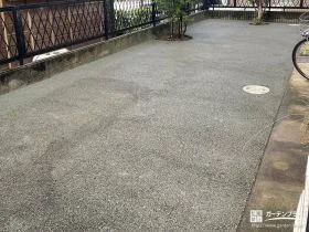 水はけが良く快適に過ごせる透水性コンクリートの打設工事