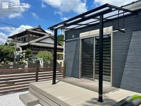 愛犬と一緒にくつろげるテラス周り[施工後]