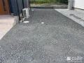砂利敷きですっきりと雑草対策