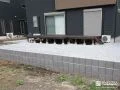 すっきりとと敷地を区切るブロック