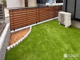 ピンコロ石の植栽スペースが可愛らしいアクセントになるお庭工事