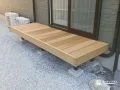 気軽に使える、濡れ縁のようなコンパクトウッドデッキ