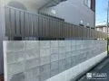 落ち着いたブラウンの目隠しフェンス