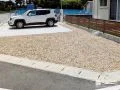 来客時も安心、3台用の駐車スペース