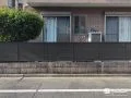 落ち着いたブラウンの目隠しフェンス
