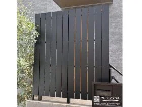 玄関前へのフェンスと手すりの設置で快適なお住まいを叶えた工事