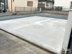 平らで足元が安定し快適にお使いいただける駐車スペース工事