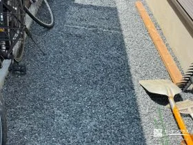 犬走りをいつでも綺麗な状態に保つ雑草対策[施工後]