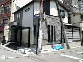 黒が映える、開放感を大切にした和モダンの新築外構