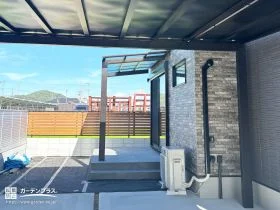 暮らしを包み込む、心地よいタイルデッキ空間[施工後]