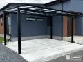 無駄をそぎ落とした、ミニマルモダンの駐車スペース