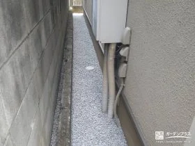 雑草の生えにくい犬走り[施工後]