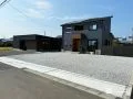 休日も家族とお庭で過ごせるプライベート空間付きの新築外構