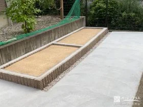 ブロックで施工した植栽スペースでガーデニングを楽しめる工事