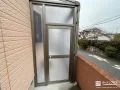 雨に濡れずに洗濯物干しをできるストックヤード