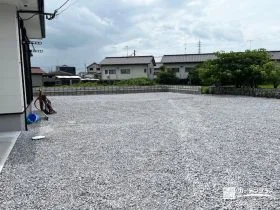 広い敷地をすっきり保つシンプルな雑草対策[施工後]