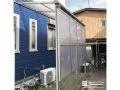 前面パネル付きで快適にご使用いただけるテラ屋根の設置工事