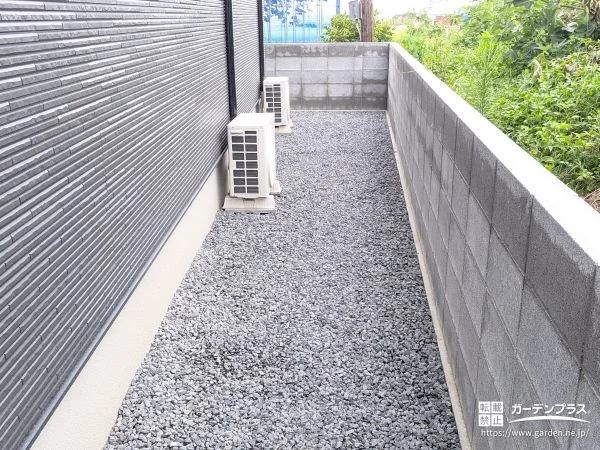 建物まわりをすっきり整える機能的な犬走り