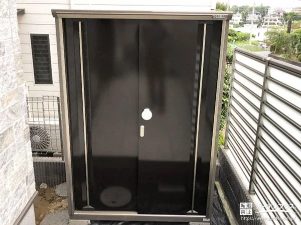 お庭のスペースを有効に活用できるよう物置を設置した工事