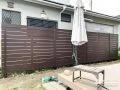 木目調の目隠しフェンスでデッキ付きのお庭時間を快適にした工事