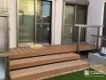 使いやすいステップ付きで快適にお過ごしいただけるデッキ工事