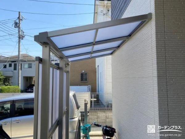 No.27187 テラス屋根とコンクリート平板の舗装で駐輪スペースを設けた工事[施工後]