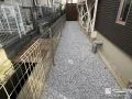雑草対策を施した犬走り