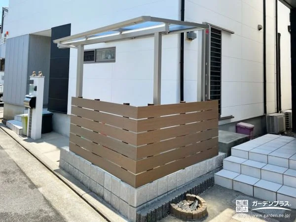 テラス屋根を活用して自転車を雨に濡らさない駐輪スペース工事