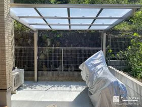 明るく開放的な駐輪スペースに仕上げたサイクルポート設置工事