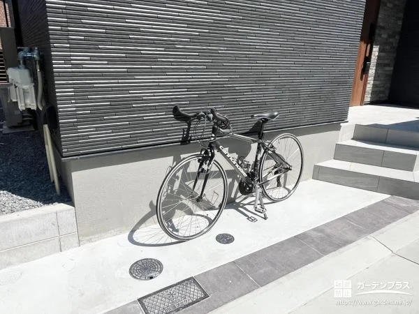 デザインの一体感も意識したおしゃれな駐輪スペース