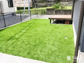 緑がずっときれいな、家族の遊び場[施工後]