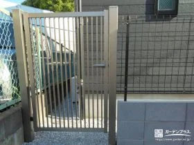 風通しが良く圧迫感の無い隣地境界線[施工後]