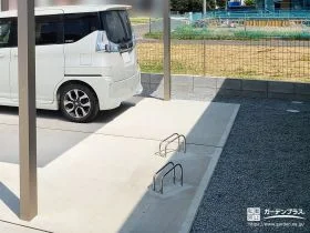 車と自転車を並べて収納できる、使い勝手の良いサイクルラック[施工後]