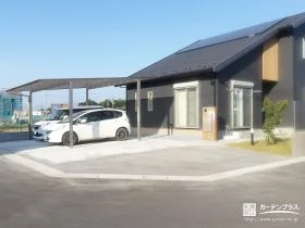 開放感のあるカジュアルモダンの新築外構