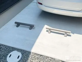 おしゃれなデザインの車止め[施工後]