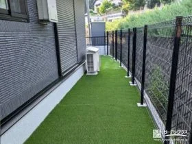 フェンスと門扉でクローズ化したワンちゃんに安心なお庭工事