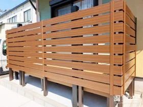 快適にくつろげるセミプライベートなテラス空間[施工後]