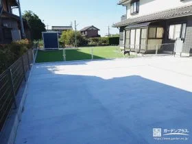 人工芝でつくる戸建ての快適なドッグランリフォーム工事